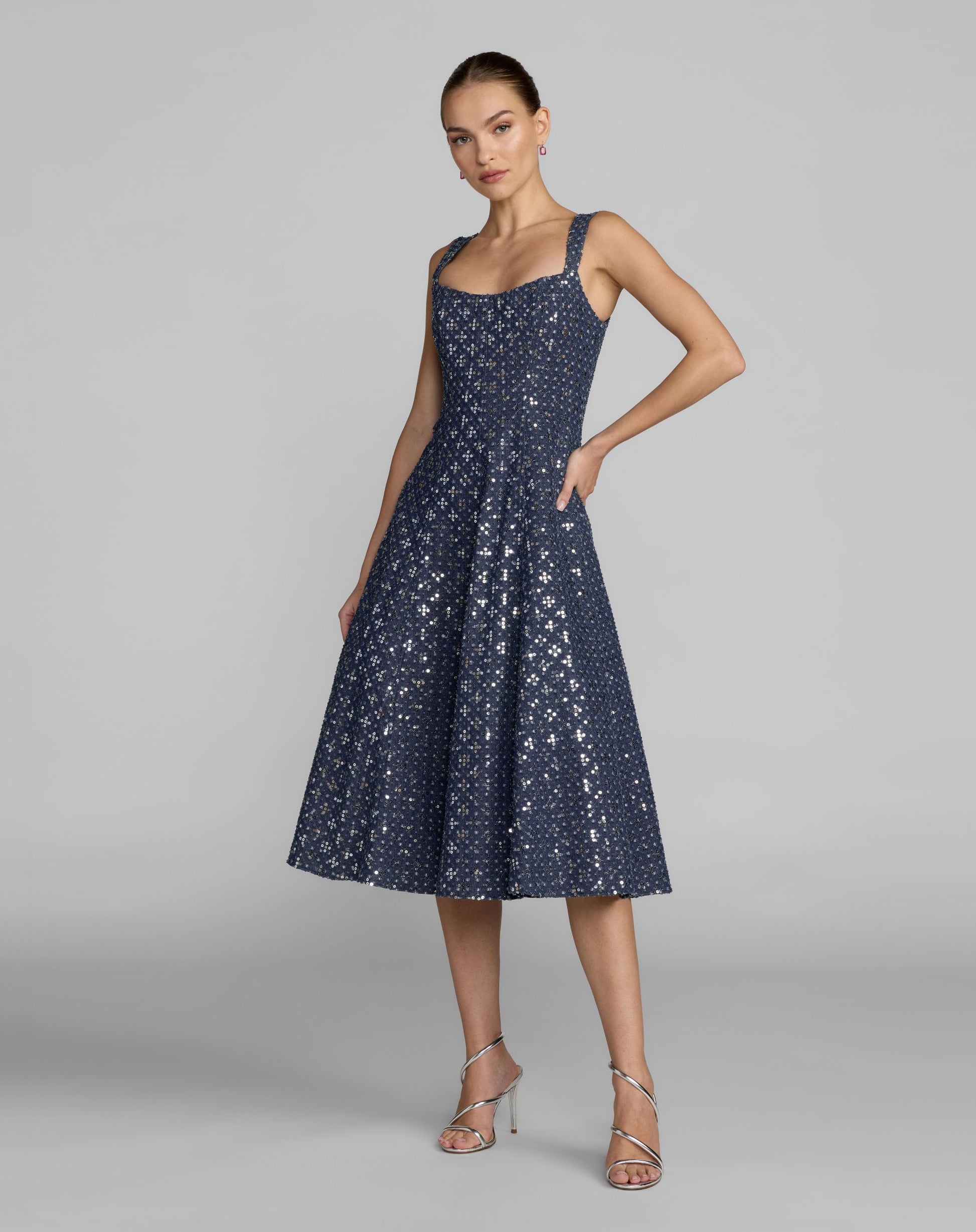 Blue Sleeveless Sequin Denim Midi Dress Blue Sleeveless Sequin Denim Midi Dress