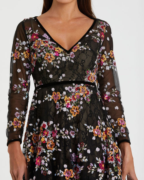 Vestido largo hasta el té con bordado floral negro