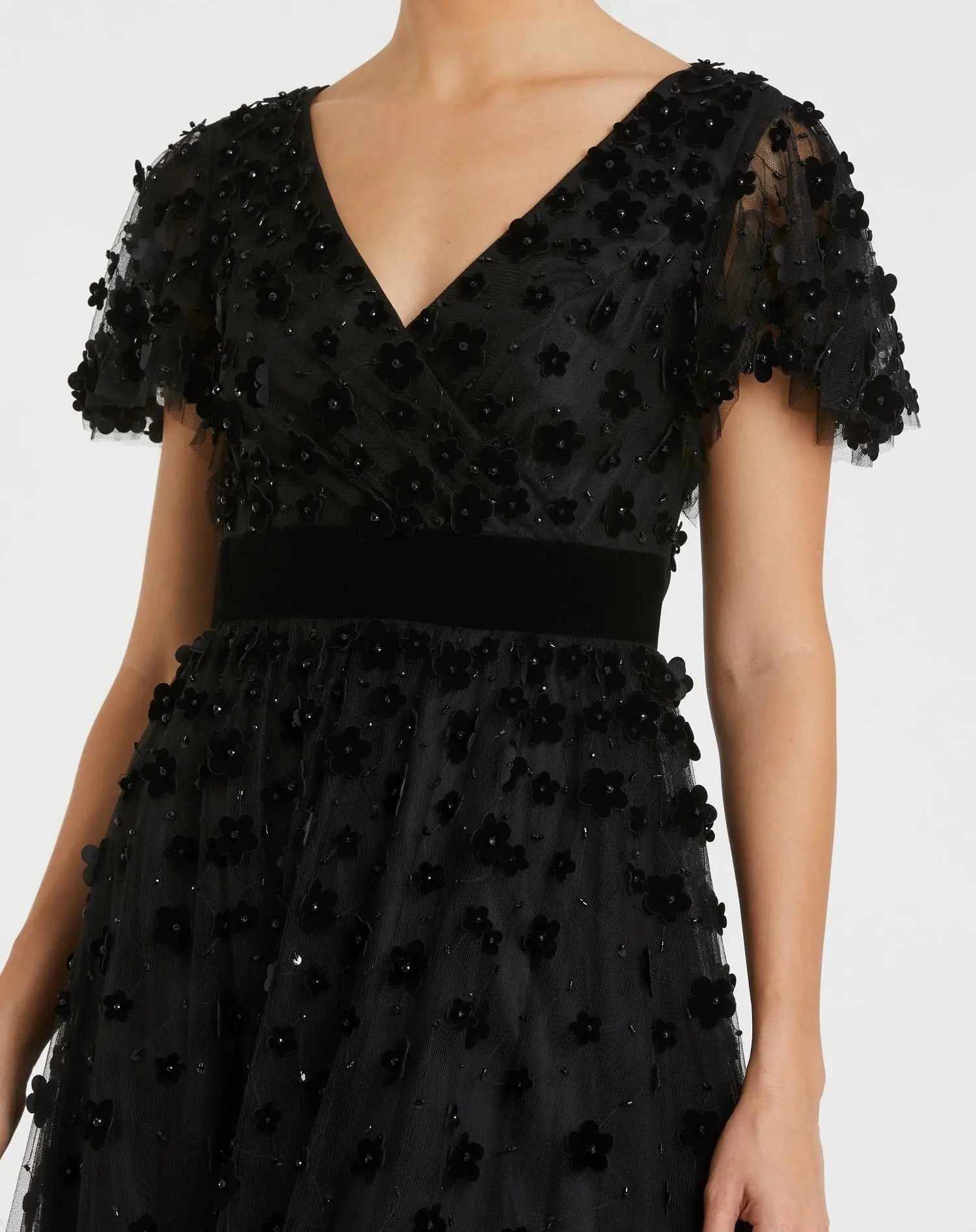 Black Embellished Butterfly Sleeve Velvet Hem Midi Dress - Mac Duggal