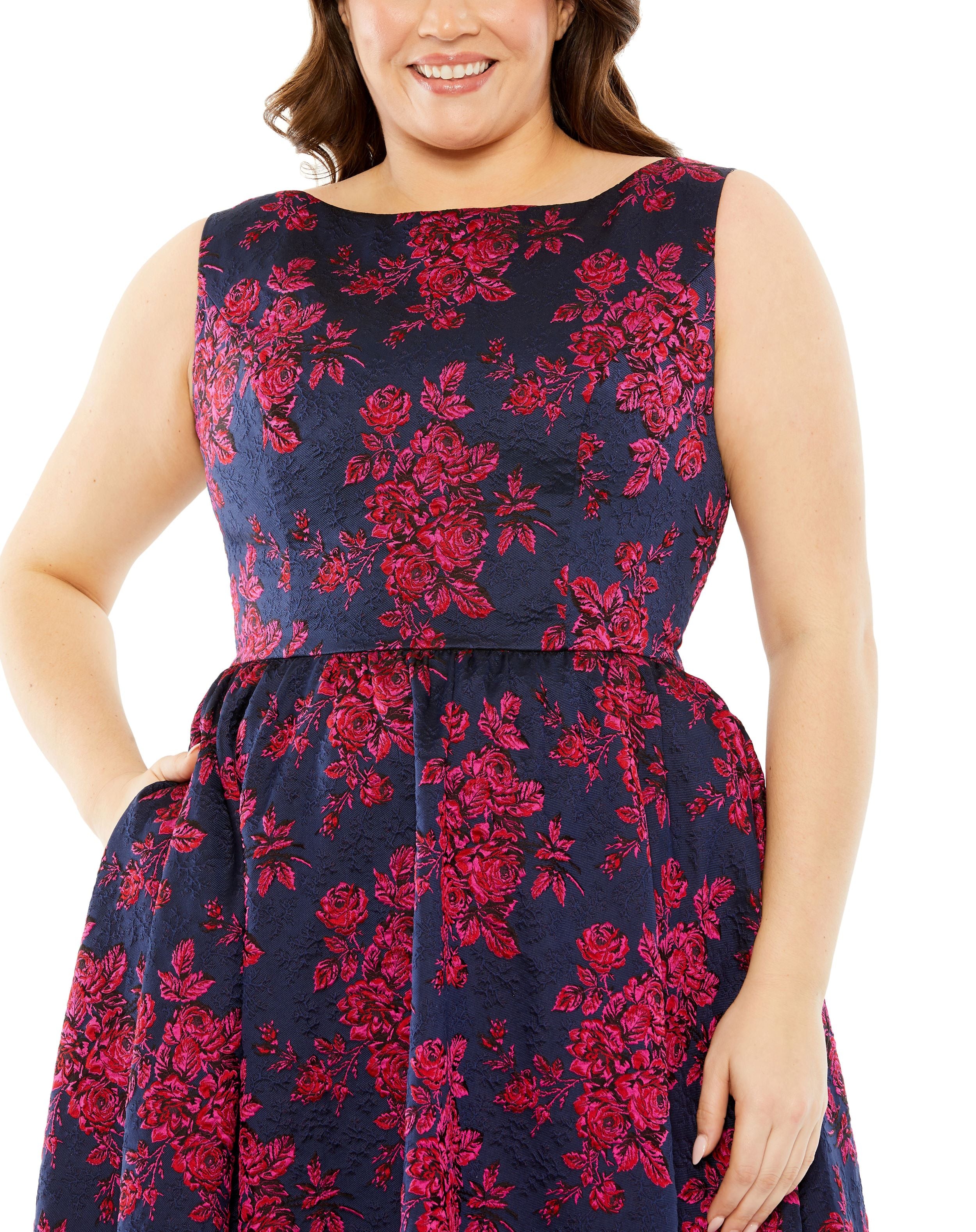 Sleeveless Floral Embroidered Dress