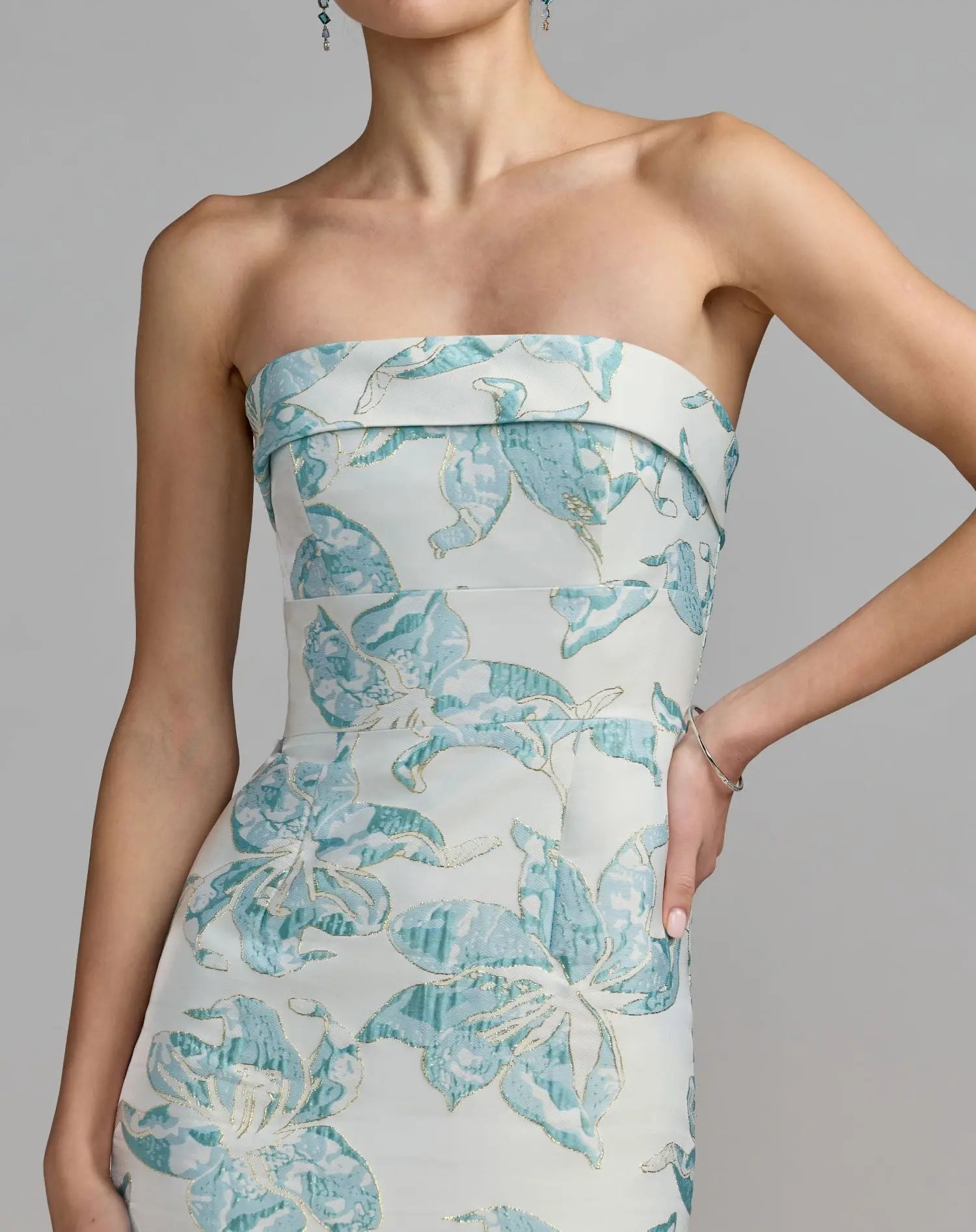 Mac Duggal - Blue Strapless Brocade Sheath Midi Dress