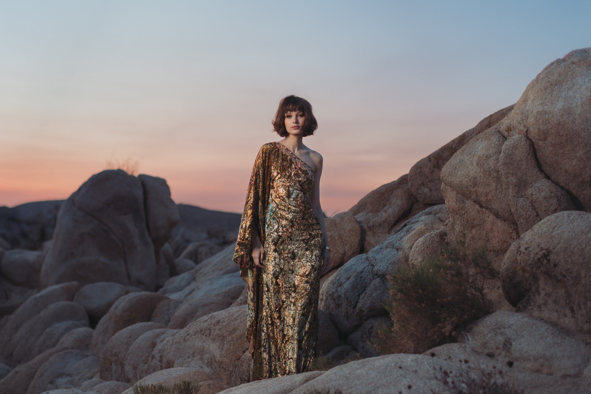 マックドゥガル　macduggal フラワー　薔薇　ロングワンピース　ドレス Mac Duggal マックドゥガル ピンクフラワー長袖ロングドレス