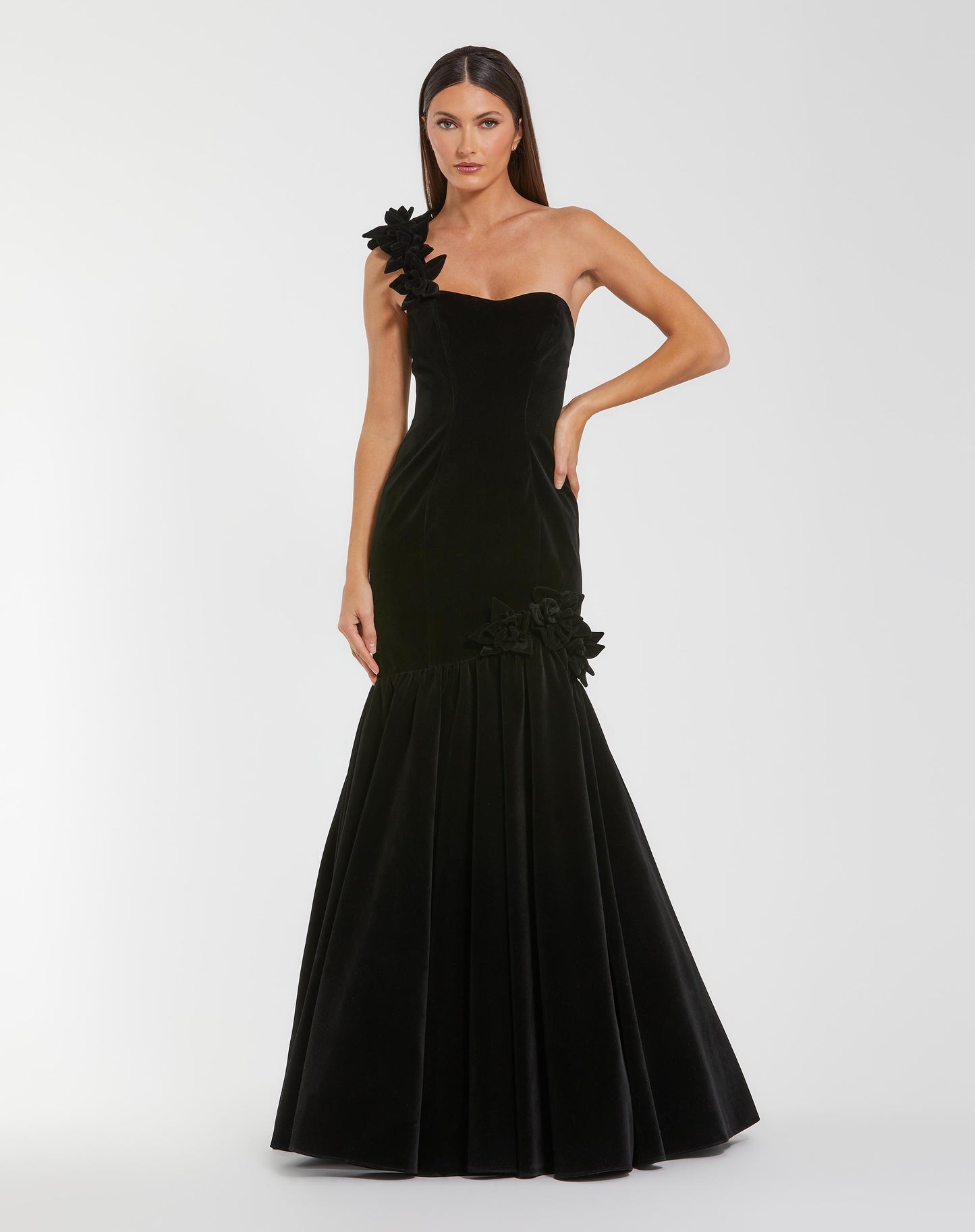 Black Velvet One Shoulder Trumpet Gown With Flowers - Mac Duggal