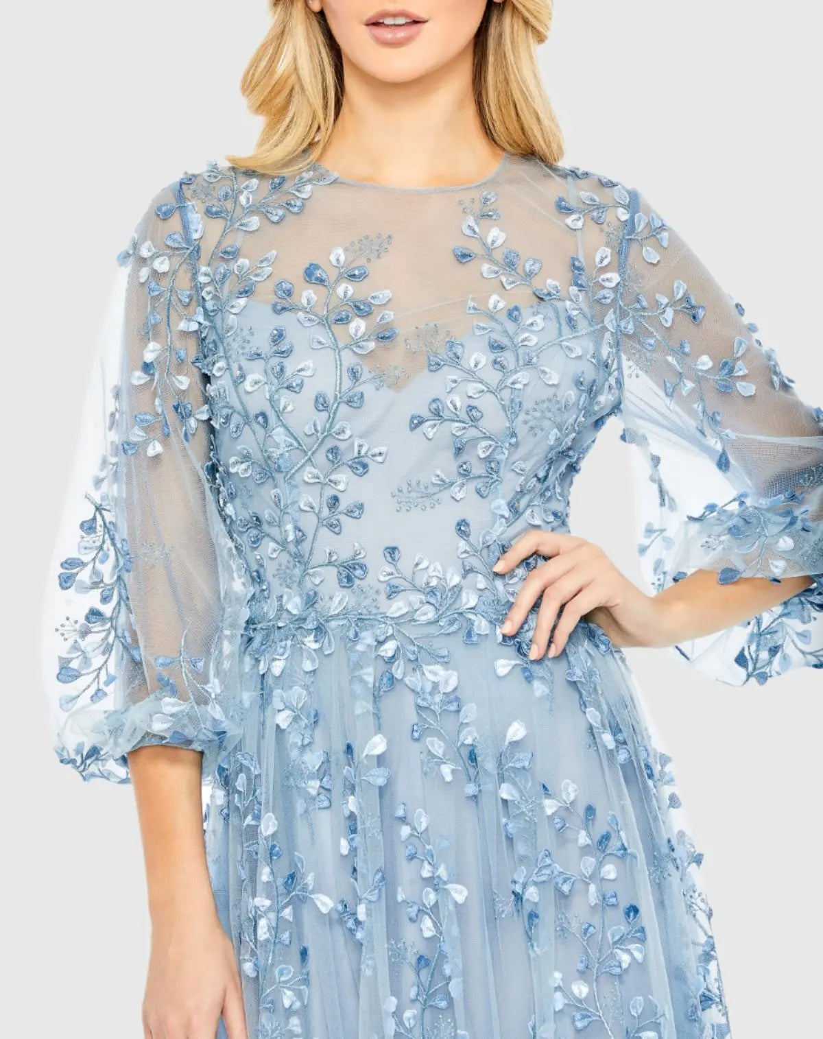 Mac Duggal - Blue Embroidered Puff Sleeve A-Line Gown - US 14 Mac Duggal - Blue Embroidered Puff Sleeve A-Line Gown - US 14