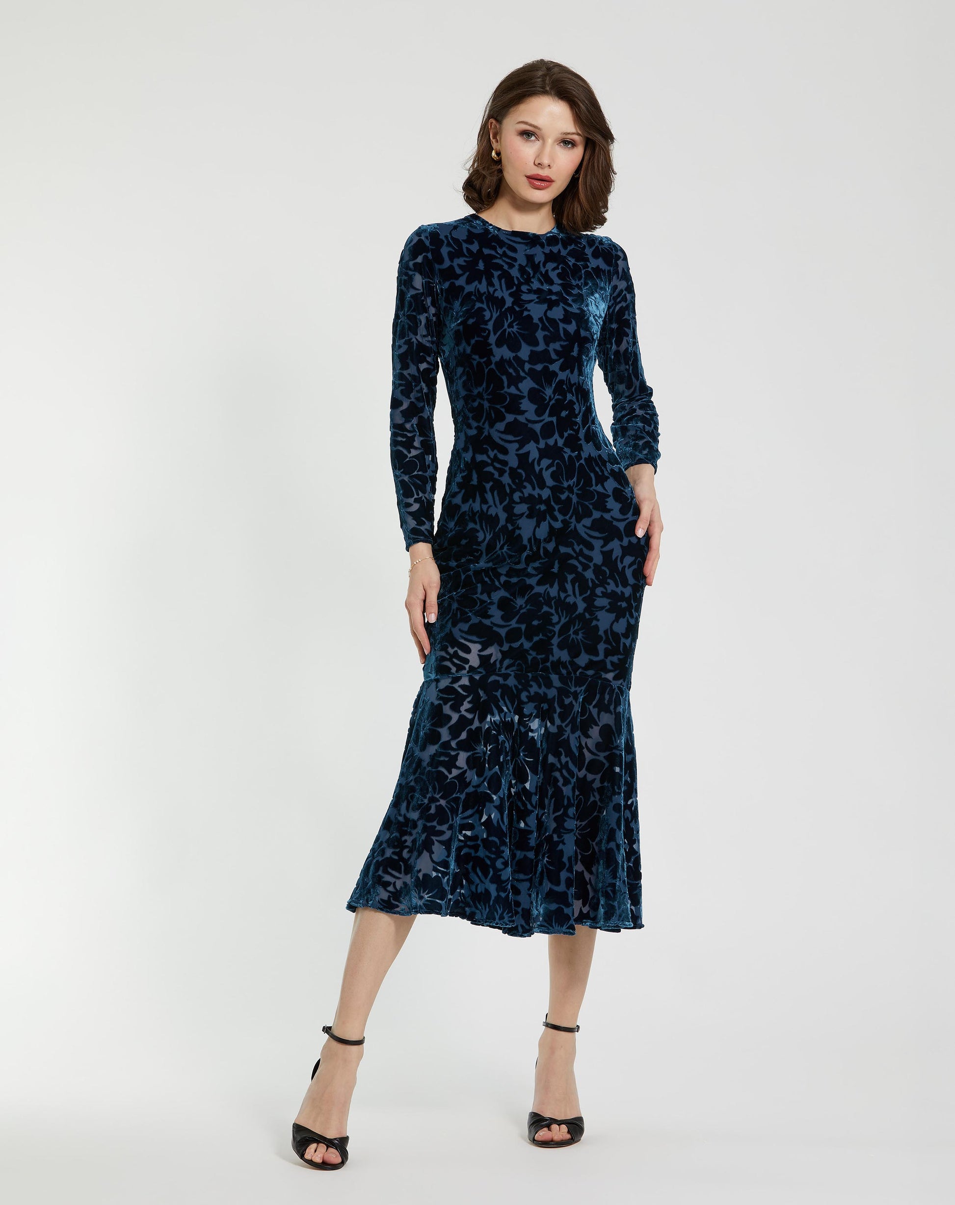 velvet burnout dress midi dress long sleeves Black Wallis Curve Kimono Sleeve The open back detail adds an unexpected twist NWT Elie Tahari Burnout Velvet