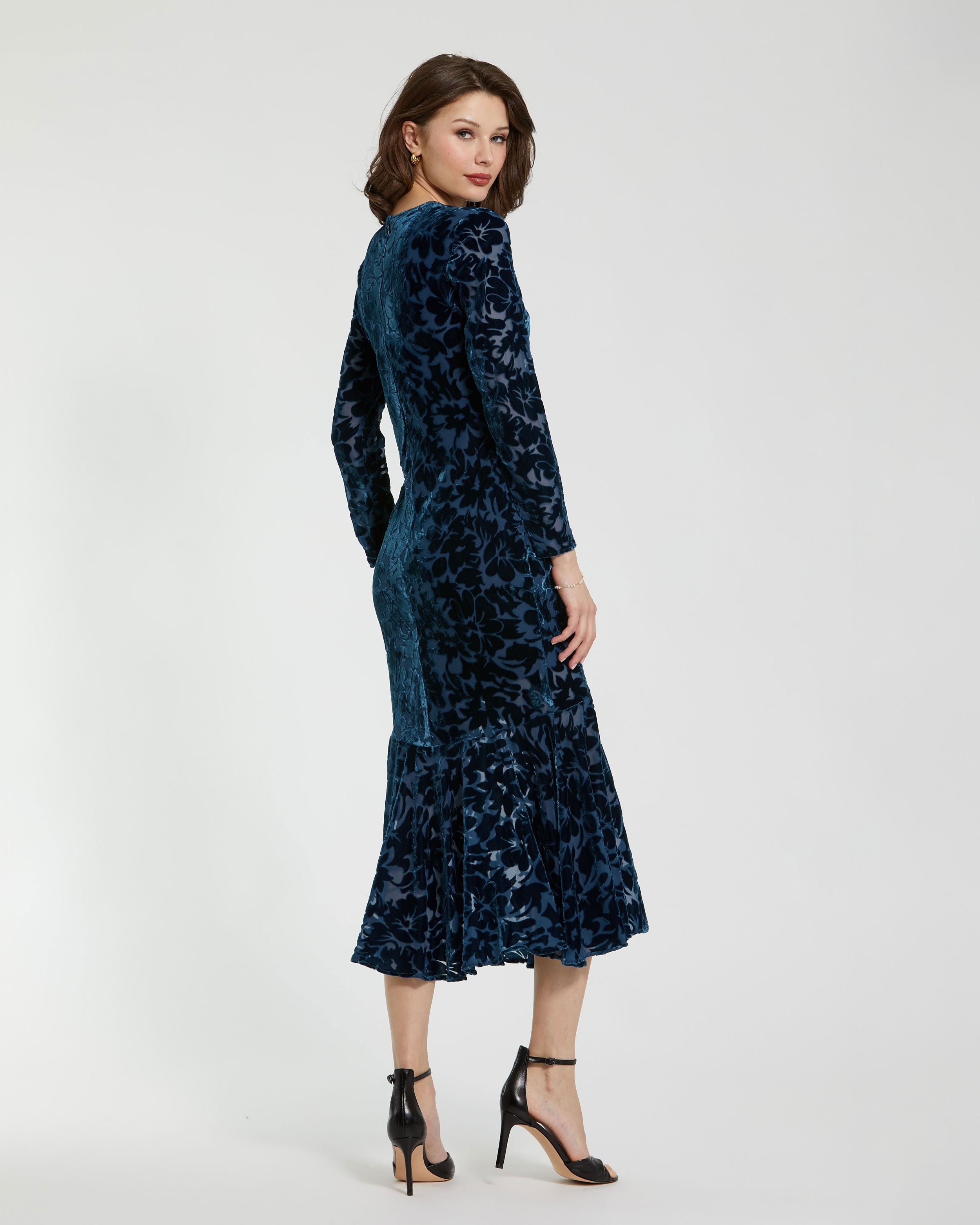 Mac Duggal - Dark Blue Burnout Velvet Long Sleeve Midi Dress