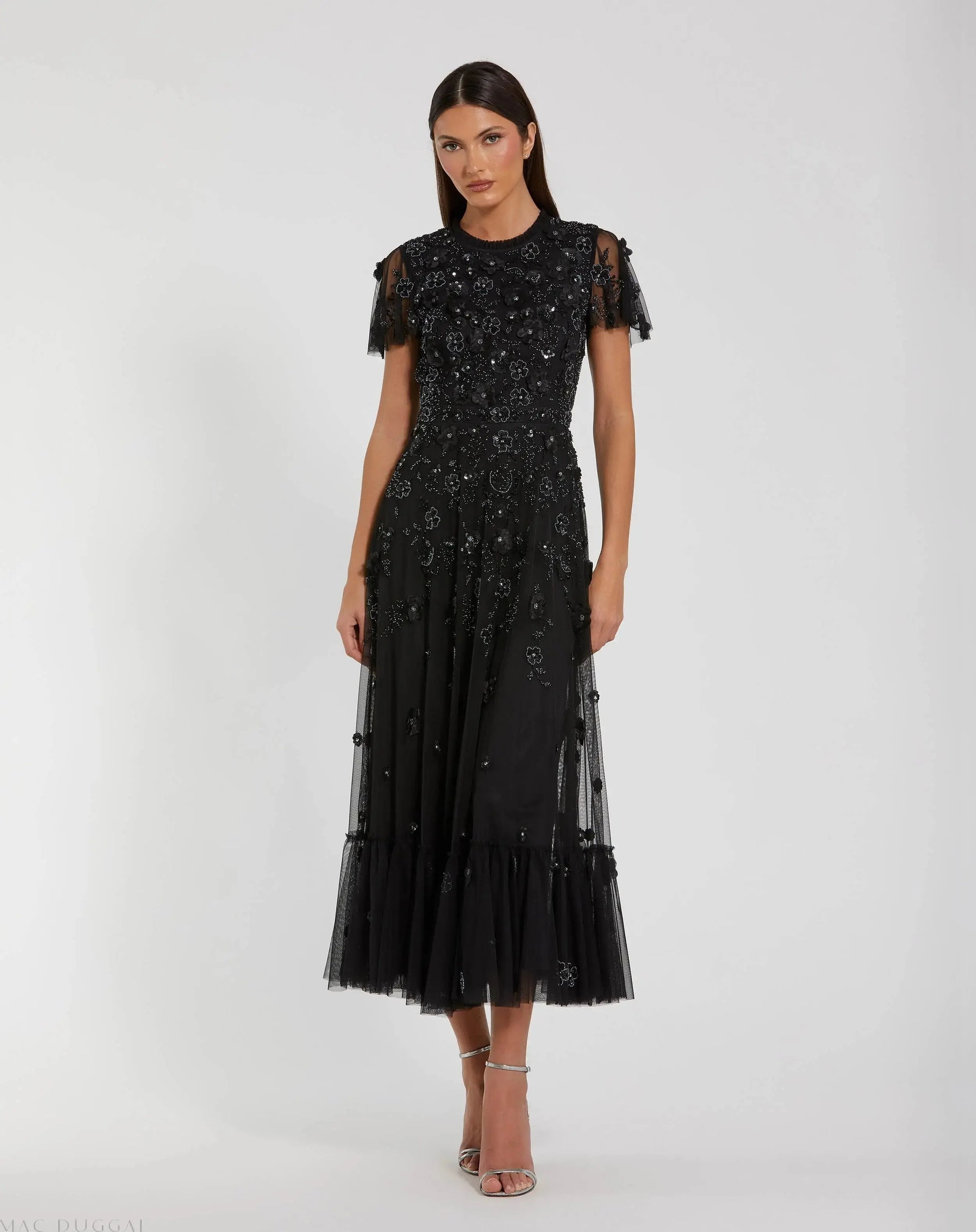 Black Embellished High Neck Cap Sleeve A Line Dress - Mac Duggal US 18 Black Embellished High Neck Cap Sleeve A Line Dress - Mac Duggal US 18
