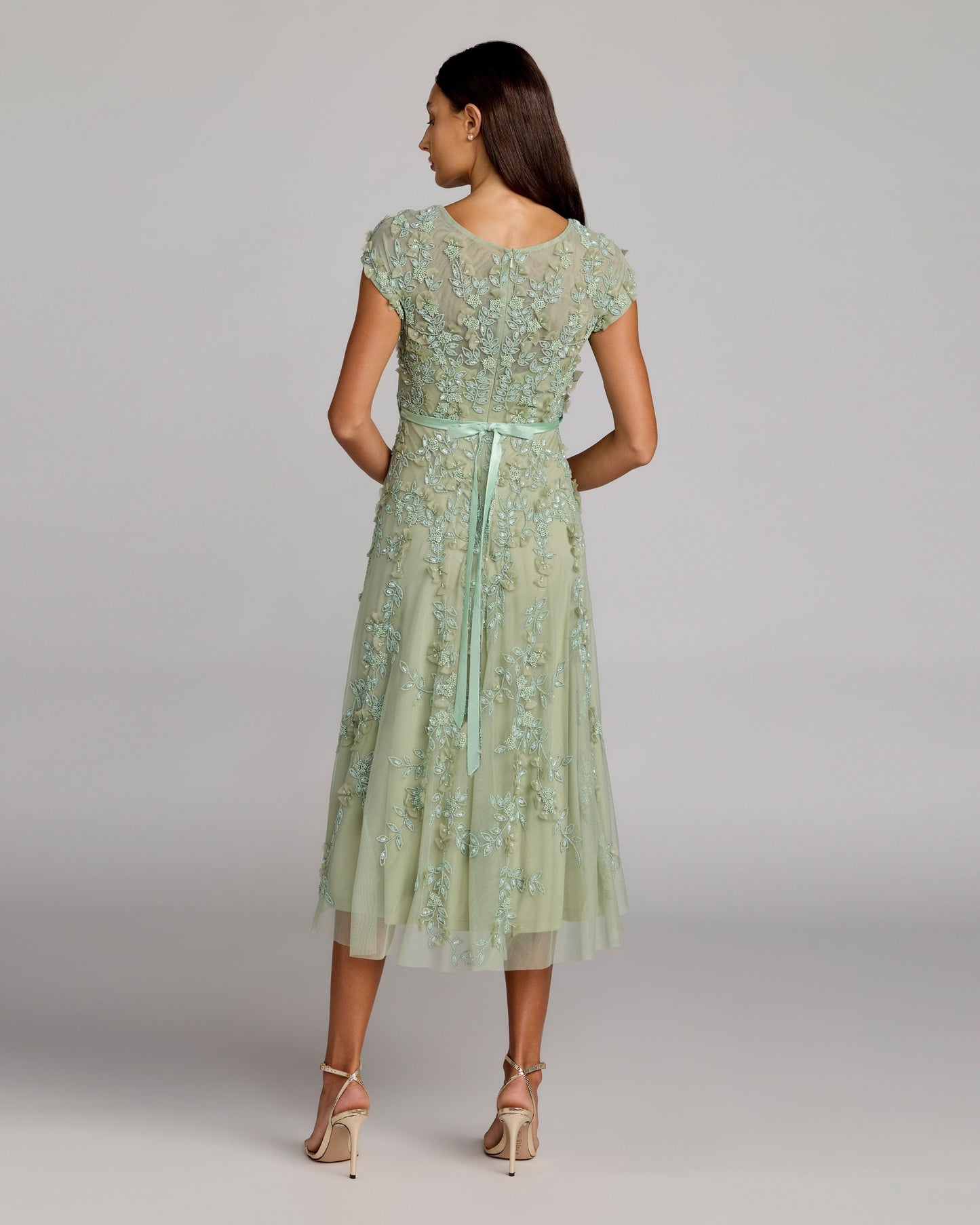 Green Floral Embellished Cap Sleeve Midi Dress Mac Duggal