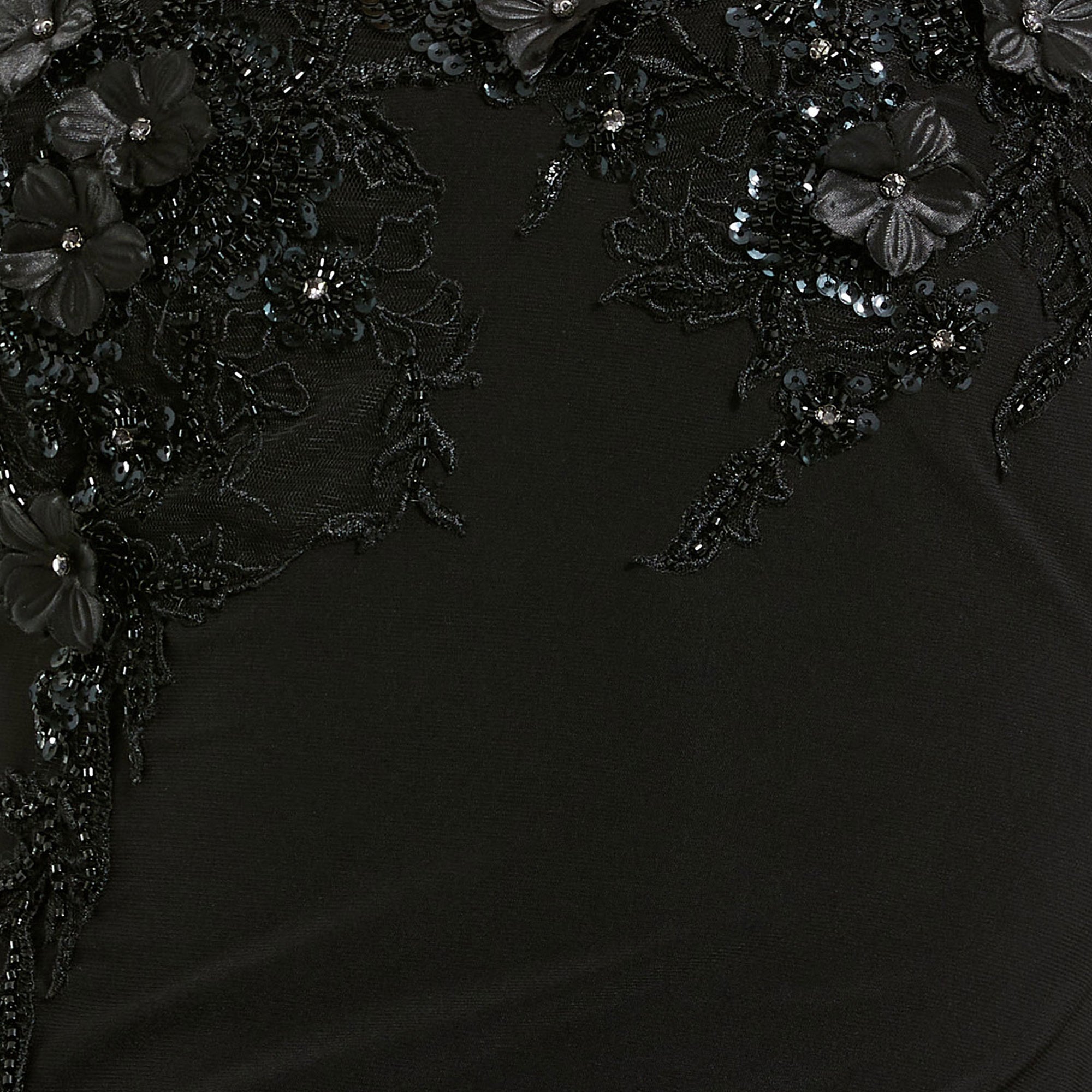 Petite Black Long Sleeve Floral Embellished Column Gown - Mac Duggal
