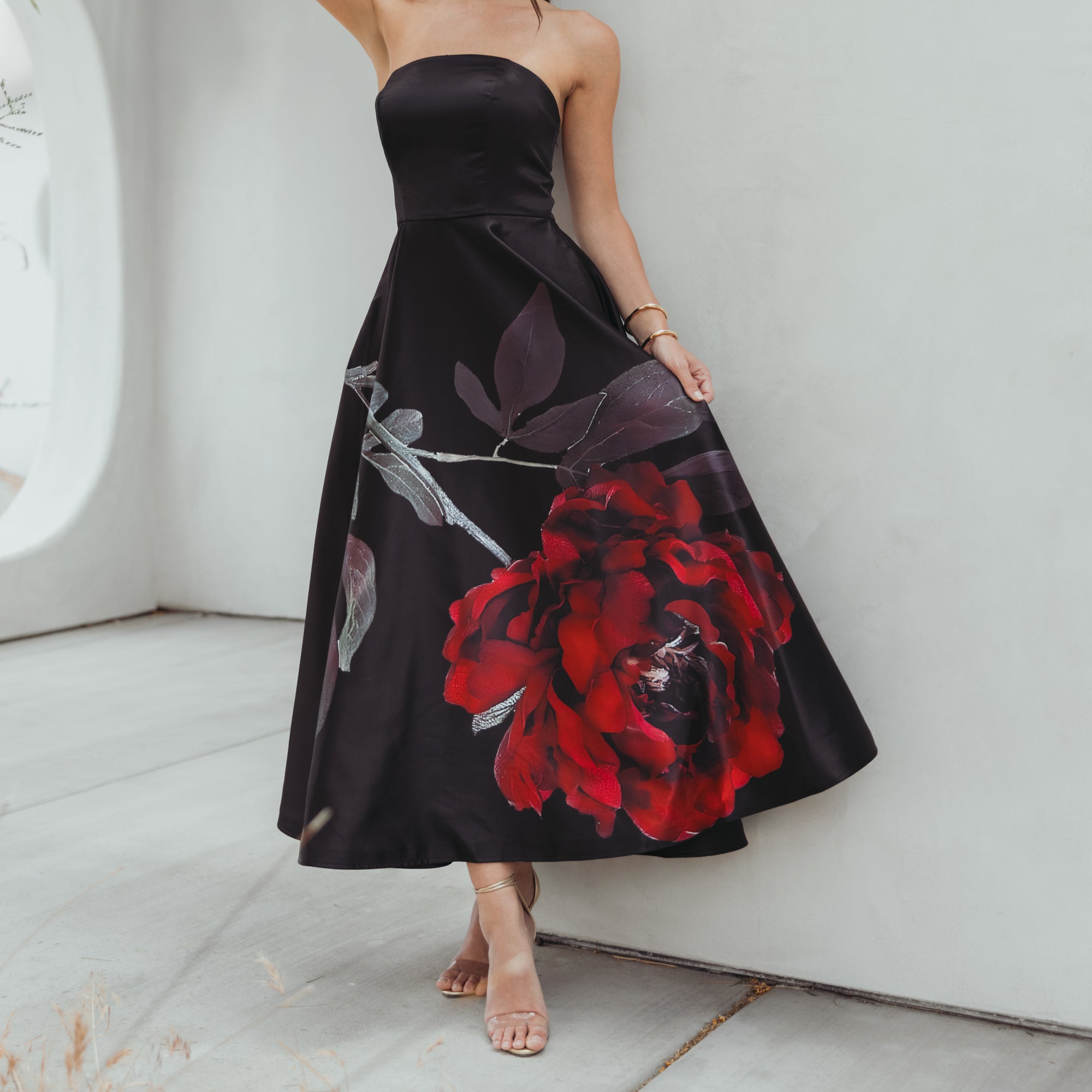 Black Printed Satin Strapless Midi Dress With Pockets - Mac Duggal