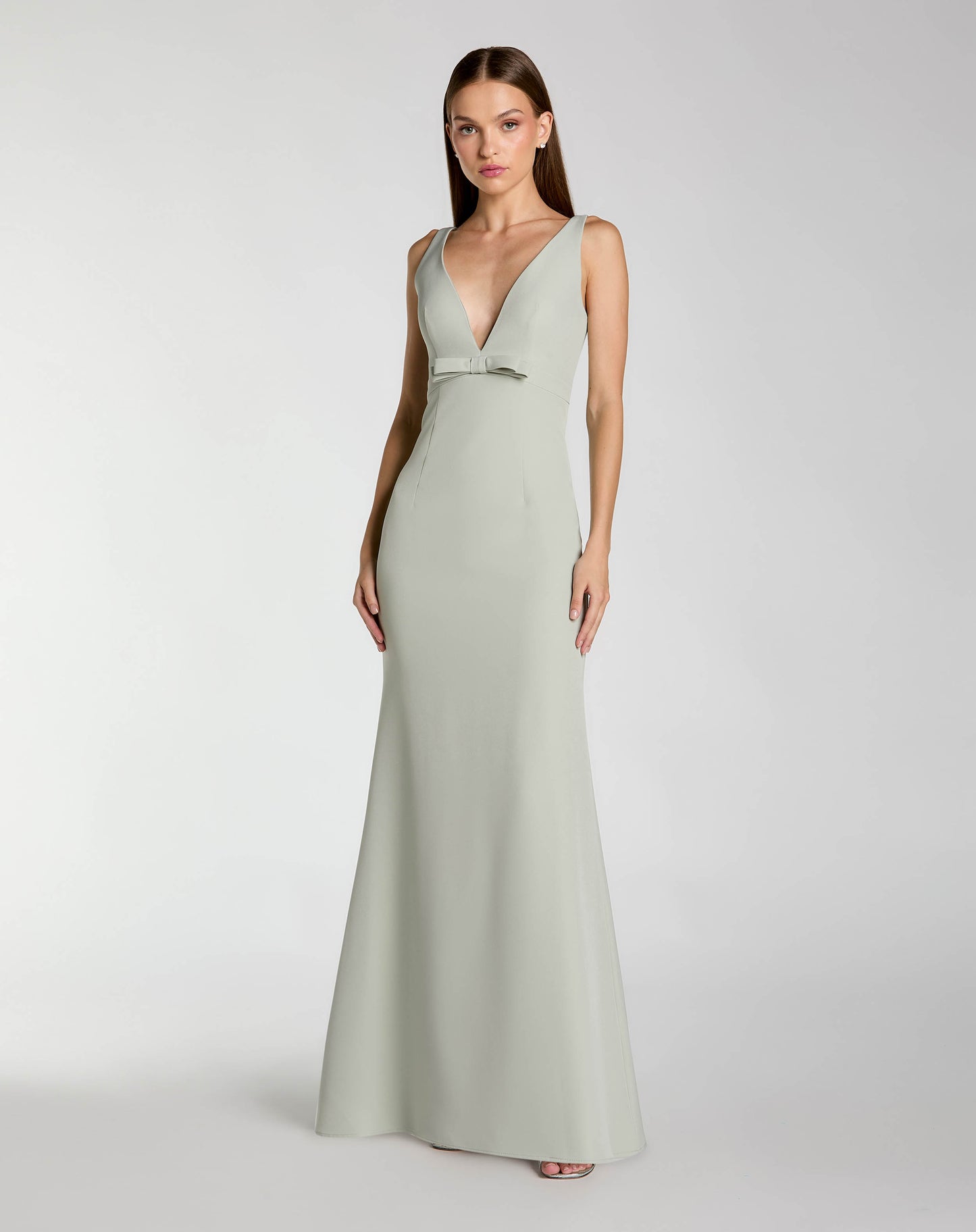 Petite Green Crepe V-Neck Mermaid Gown with Bow Ieena for Mac Duggal