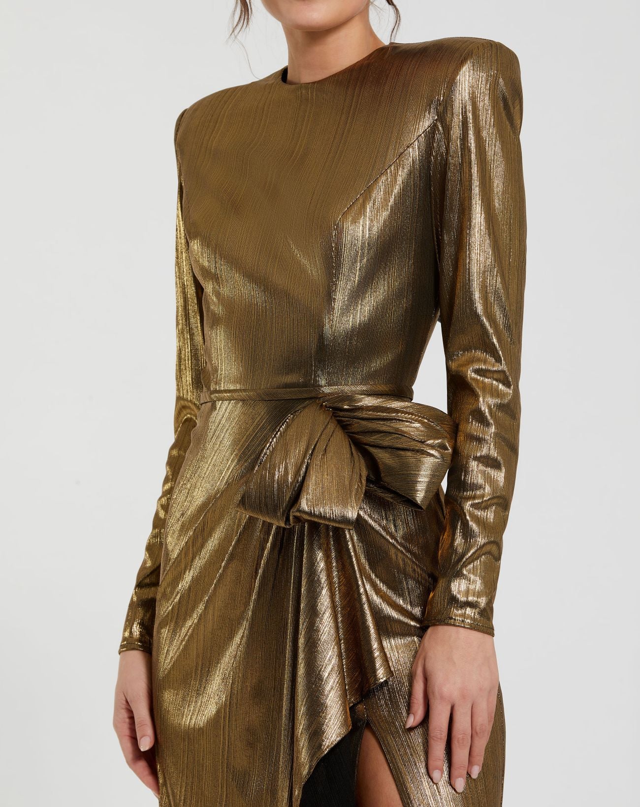 Petite Gold Metallic Long Sleeve Gown With Bow - Ieena for Mac Duggal