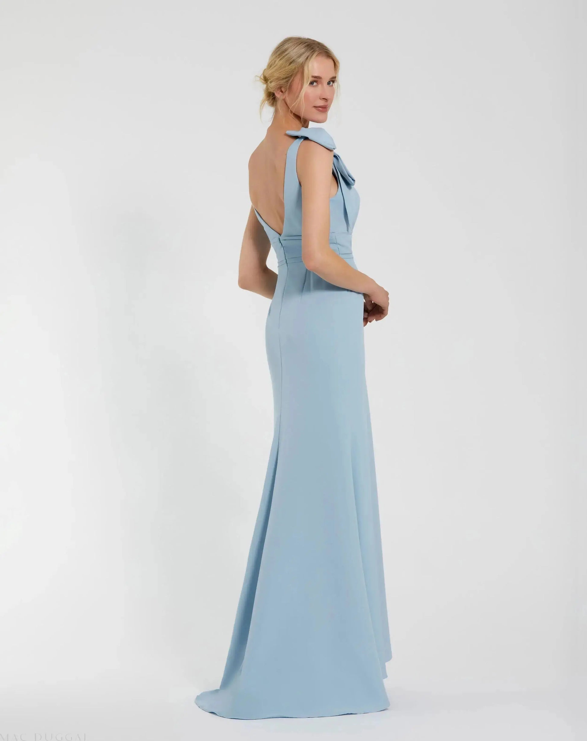 Petite Blue Sleeveless V Neck Bow Detail Mermaid Gown