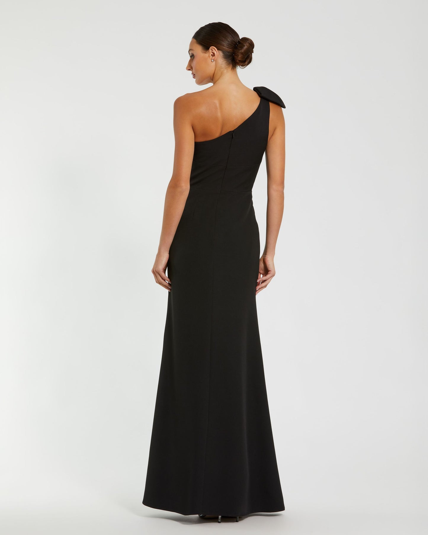 Petite Black Crepe One Shoulder Fitted Evening Gown With Bow Ieena for Mac Duggal