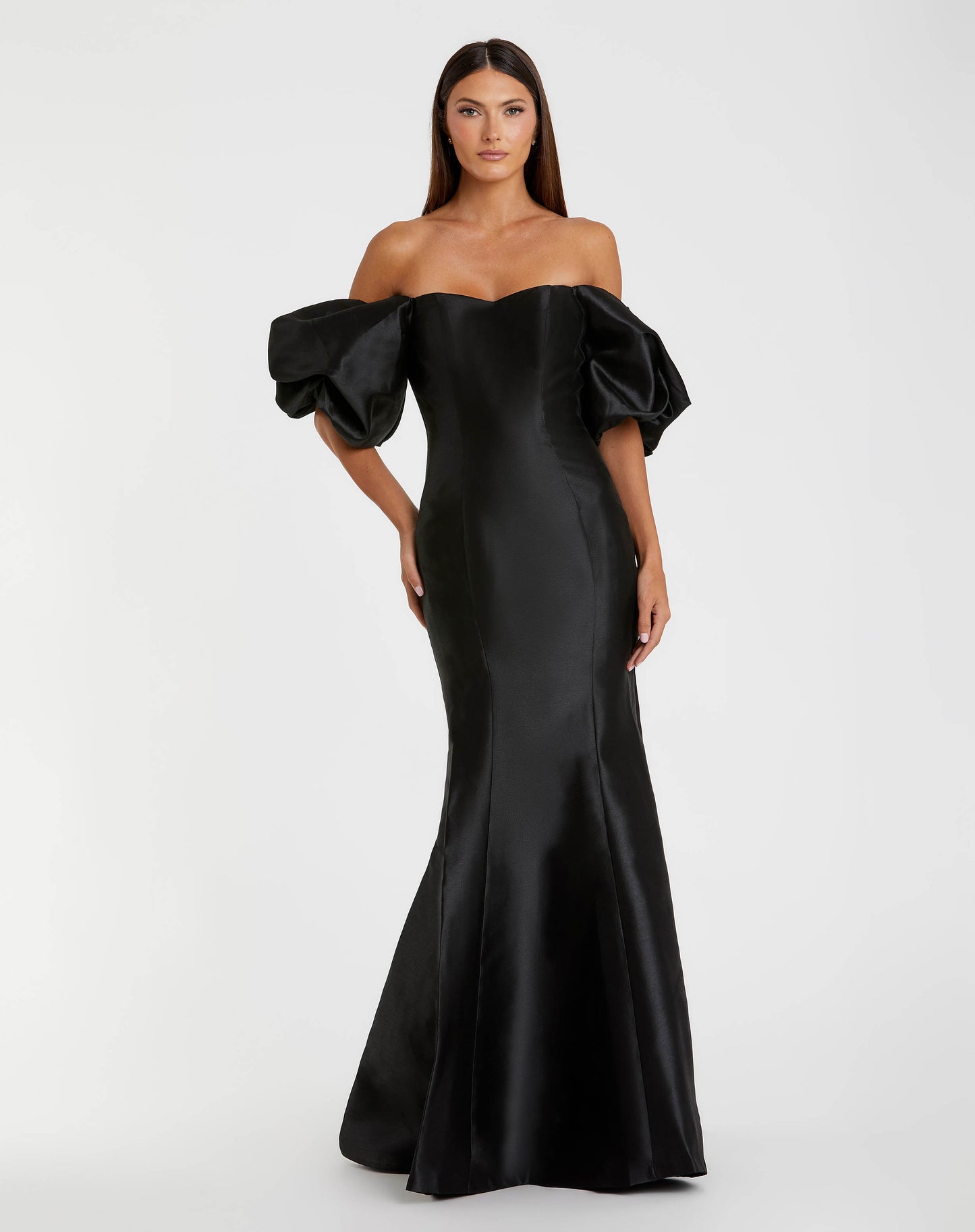 Petite Black Sweetheart Off The Shoulder Puff Sleeve Gown - Mac Duggal