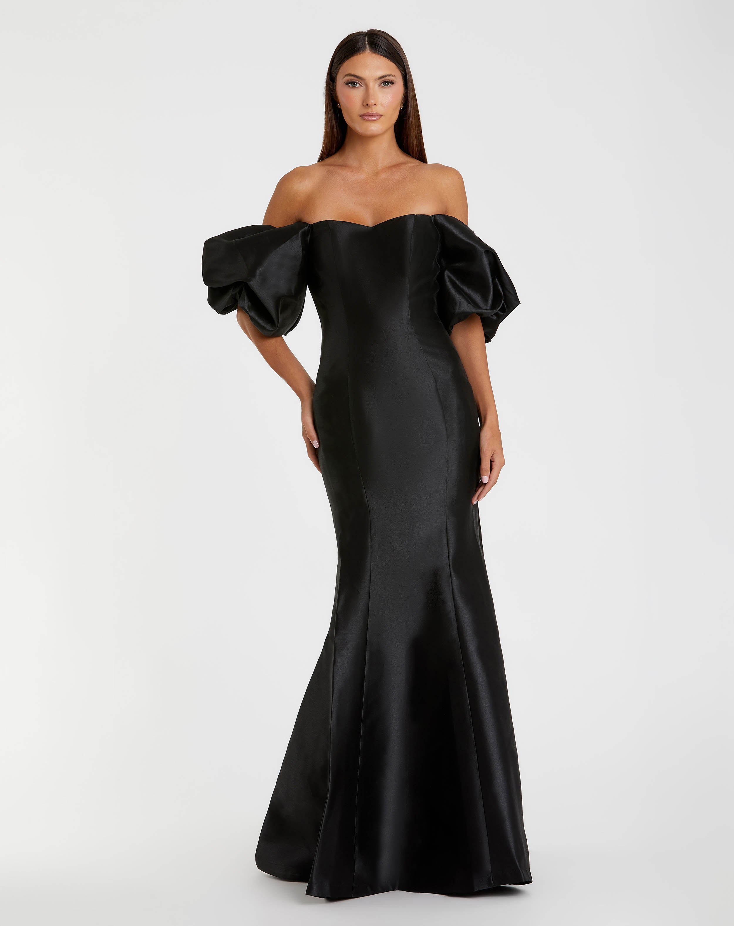 Petite Black Sweetheart Off The Shoulder Puff Sleeve Gown - Mac Duggal