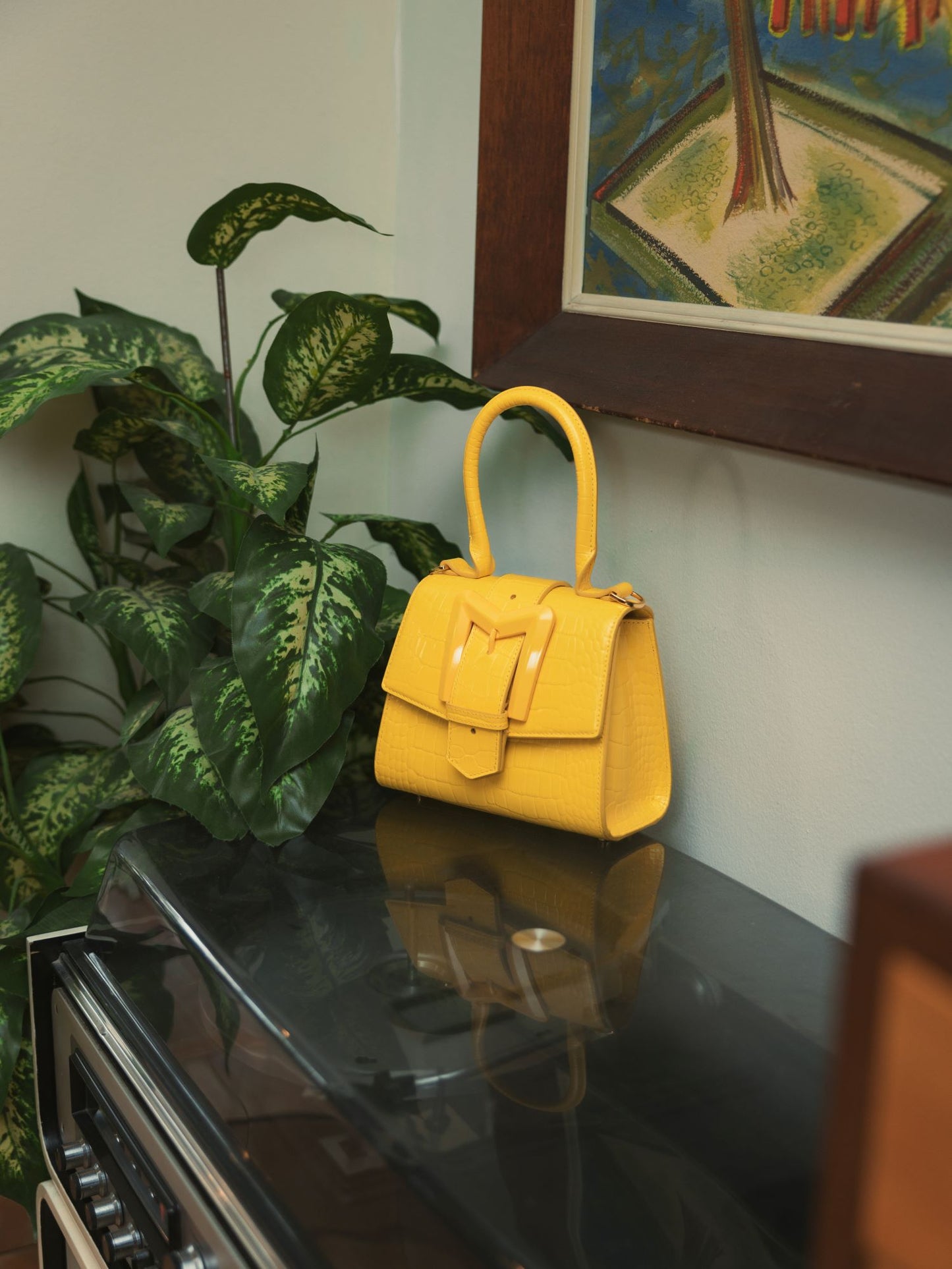 Bolso Mini de Piel Croco Sunshine con Hebilla y Correa Desmontable