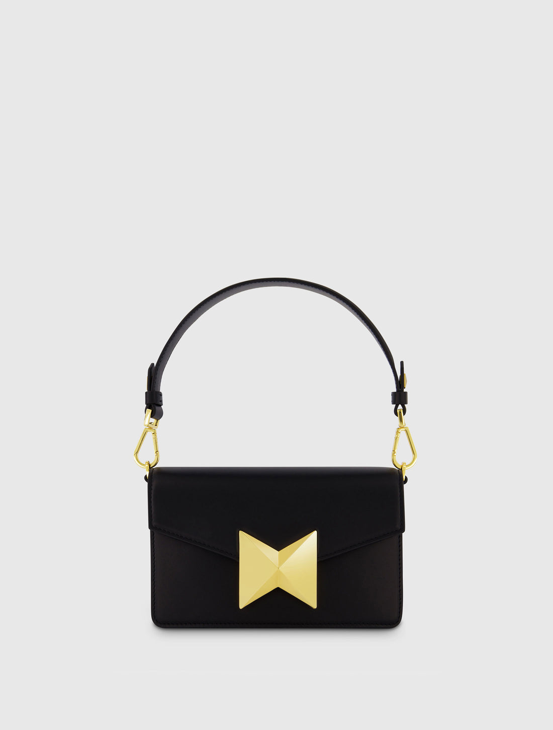 Bolso de hombro clásico de cuero con herrajes dorados