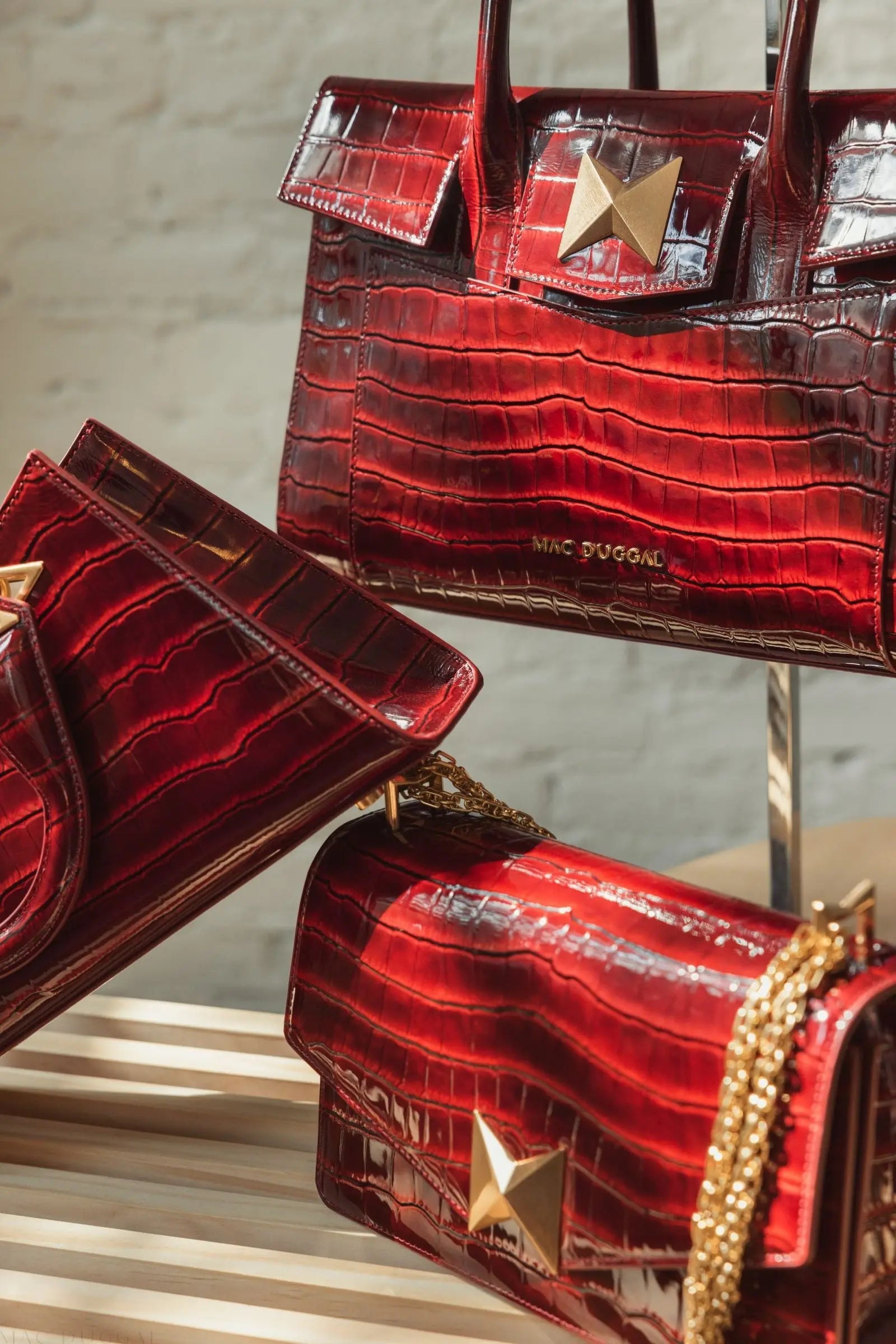 Crocodile Leather Tote Bag With Gold Hardware - Mac Duggal