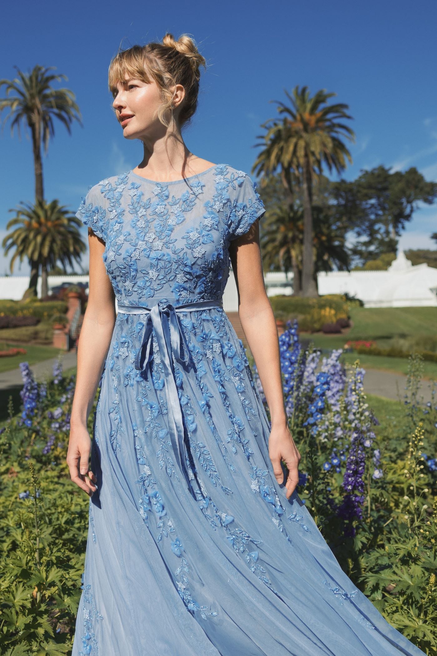 Blue Floral Embellished Short Sleeve Mesh Gown