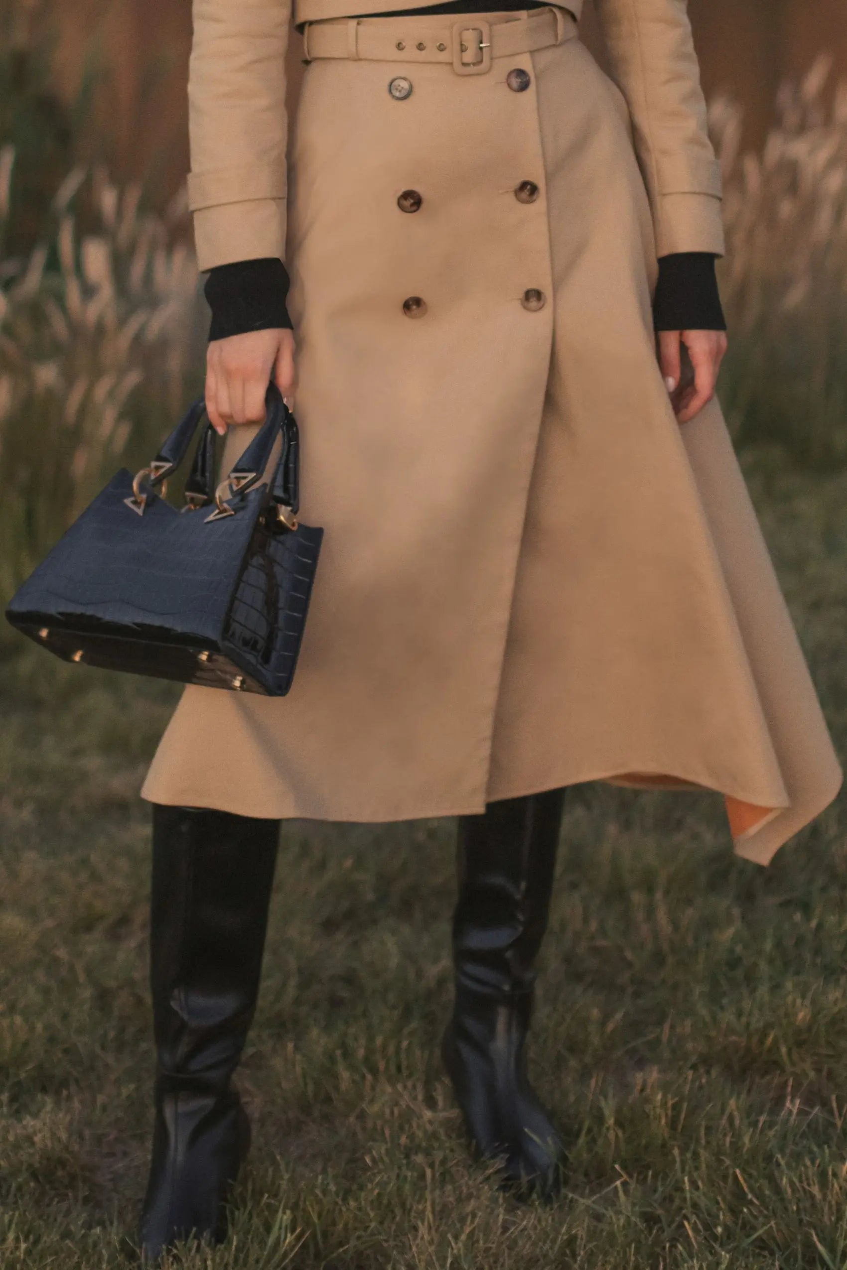 Beige Twill Midi Skirt With Buttons - Mac Duggal