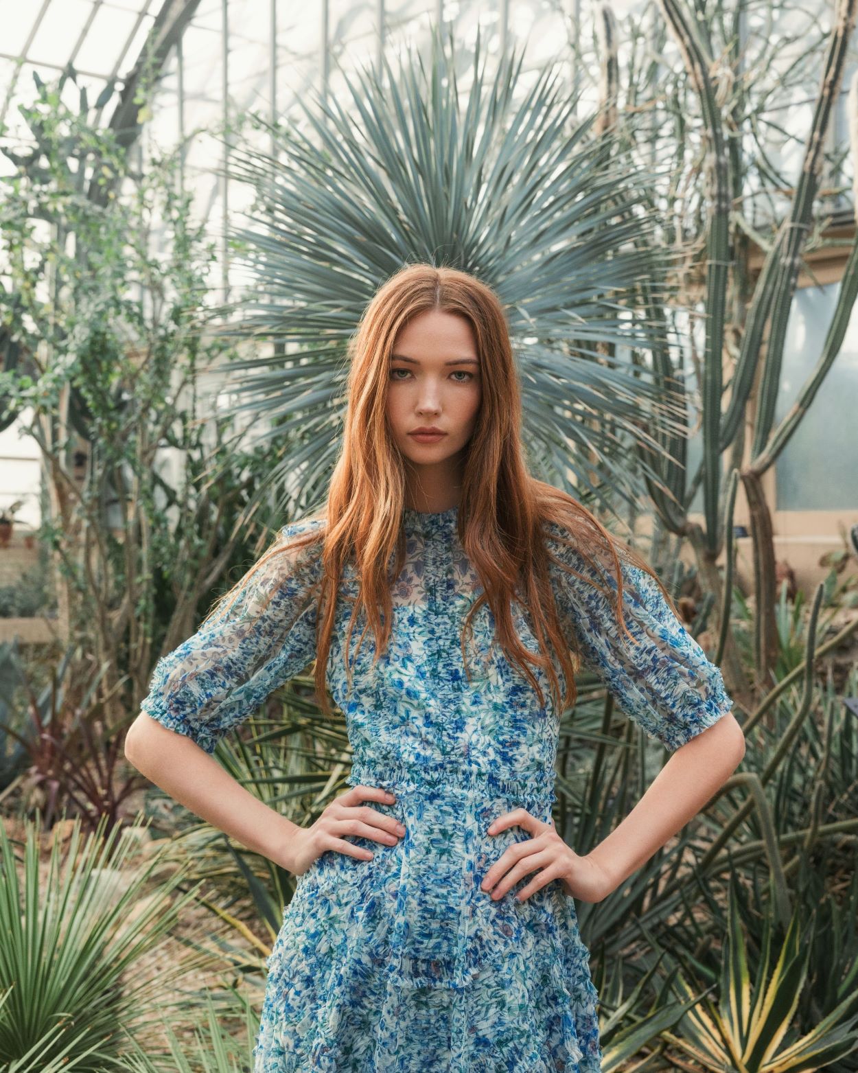 Vestido de malha com manga bufante e estampa floral