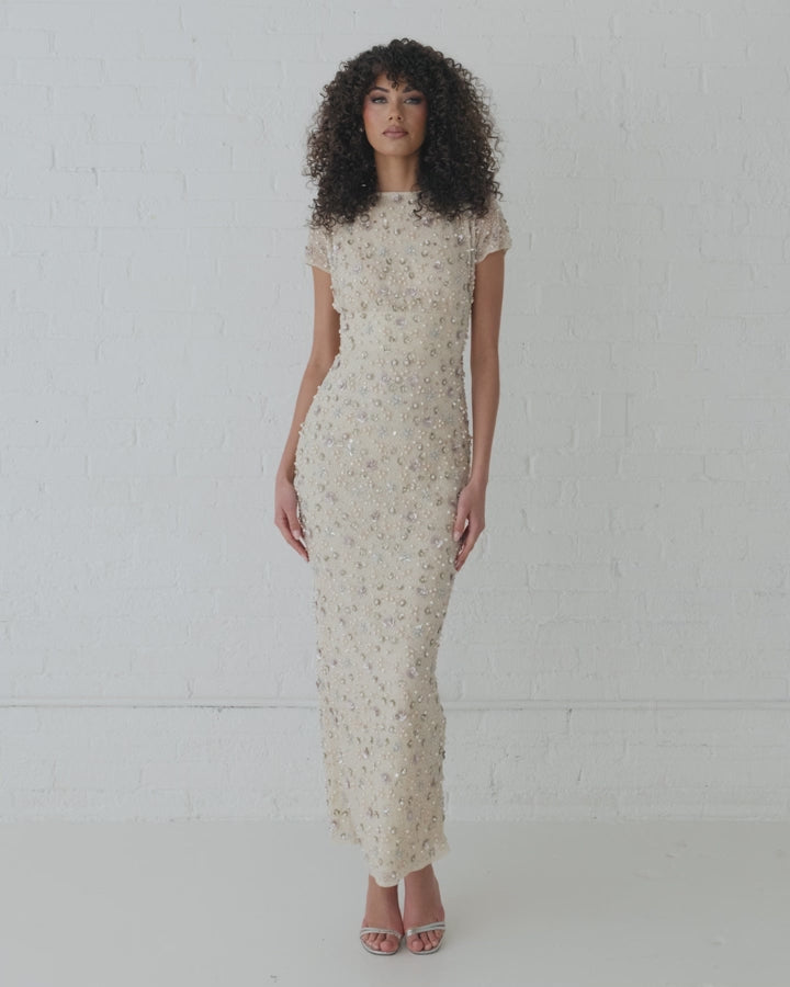 Ivory Floral Embellished Mesh Fitted Column Gown - Mac Duggal