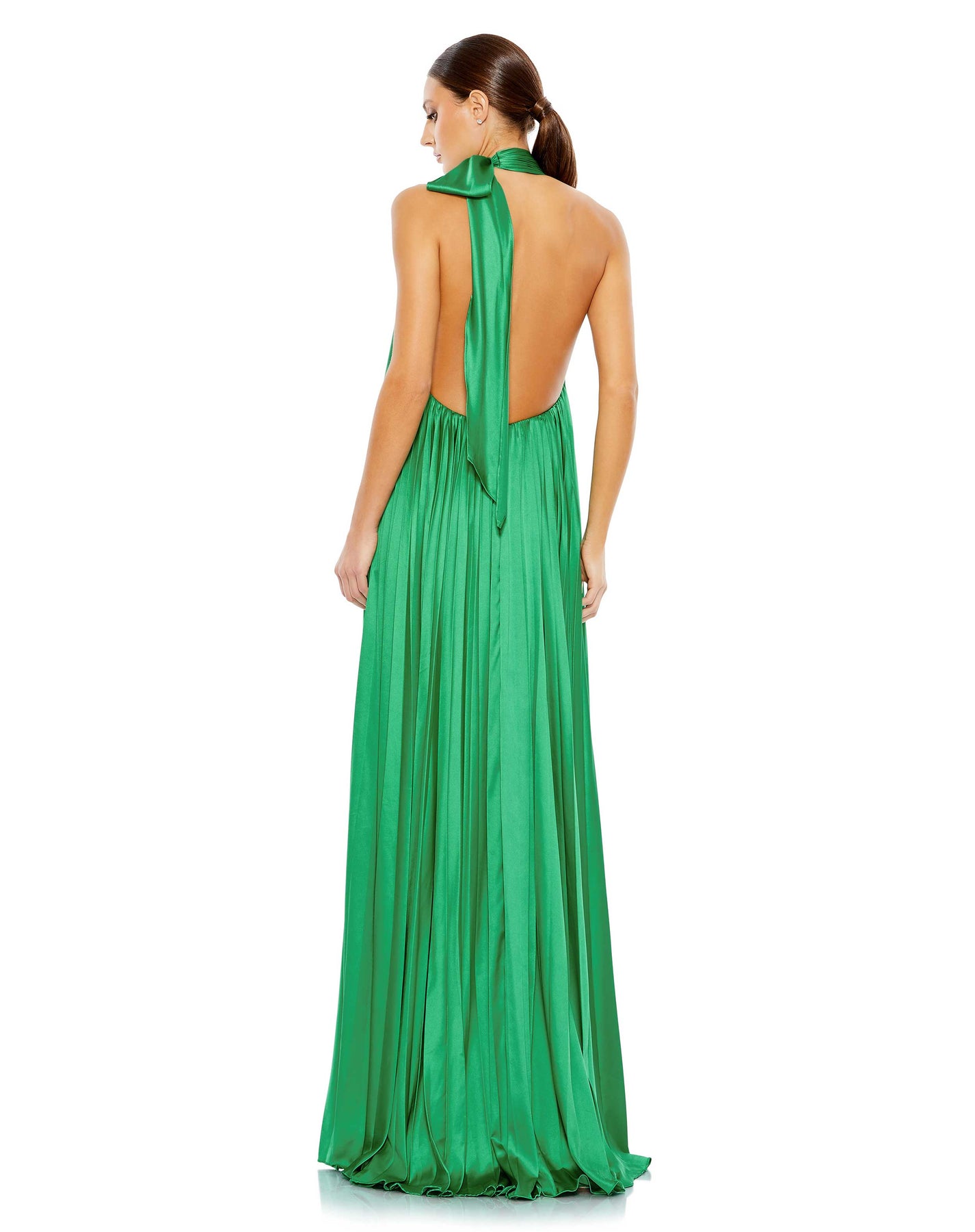 Pleated Trapeze Halter Neck Gown – Mac Duggal