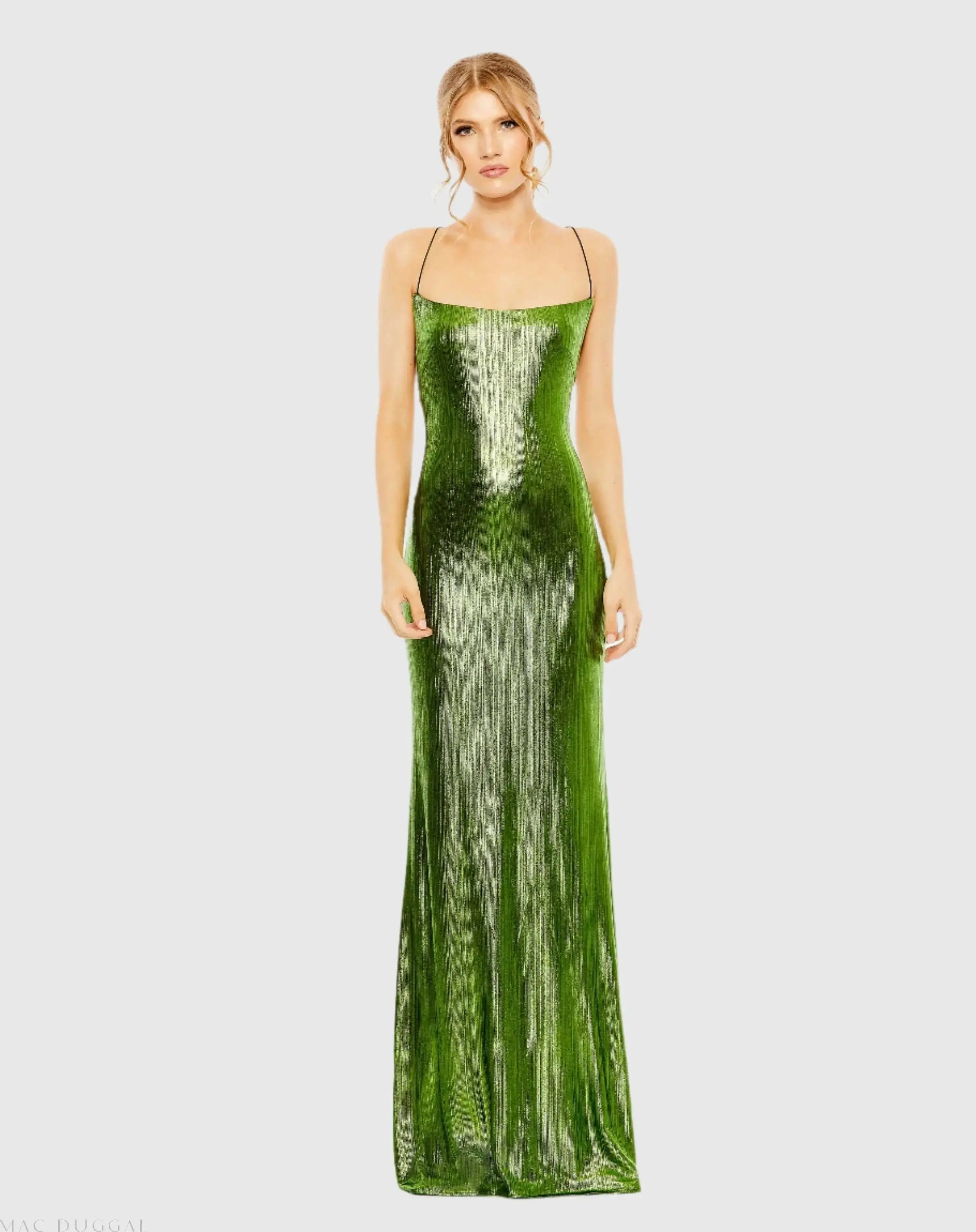 Color Of The Moment: Apple Green - Mac Duggal Color Of The Moment: Apple Green - Mac Duggal