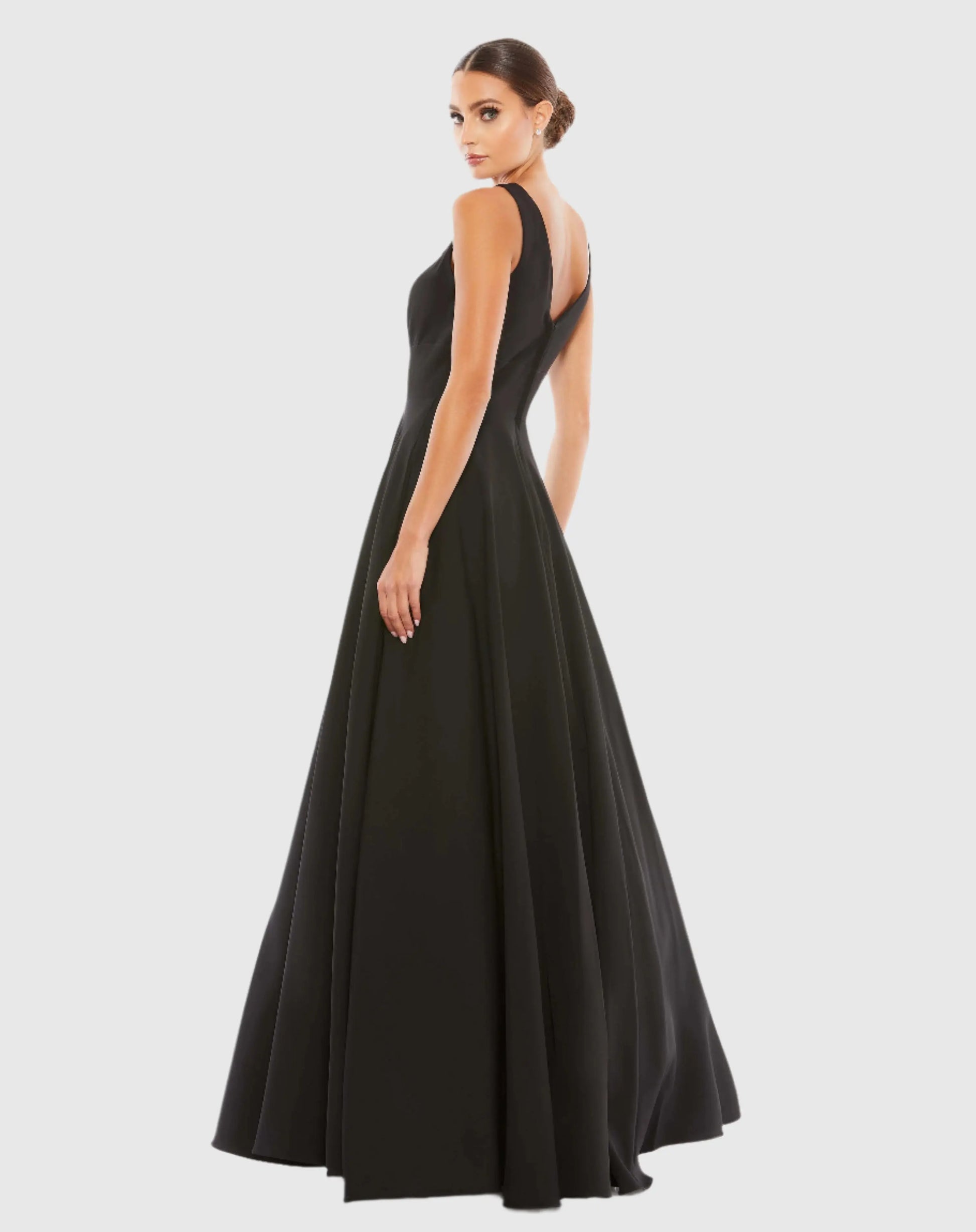 Black Classic Sleeveless A-Line Gown with Pockets | Mac Duggal Black Classic Sleeveless A-Line Gown with Pockets | Mac Duggal