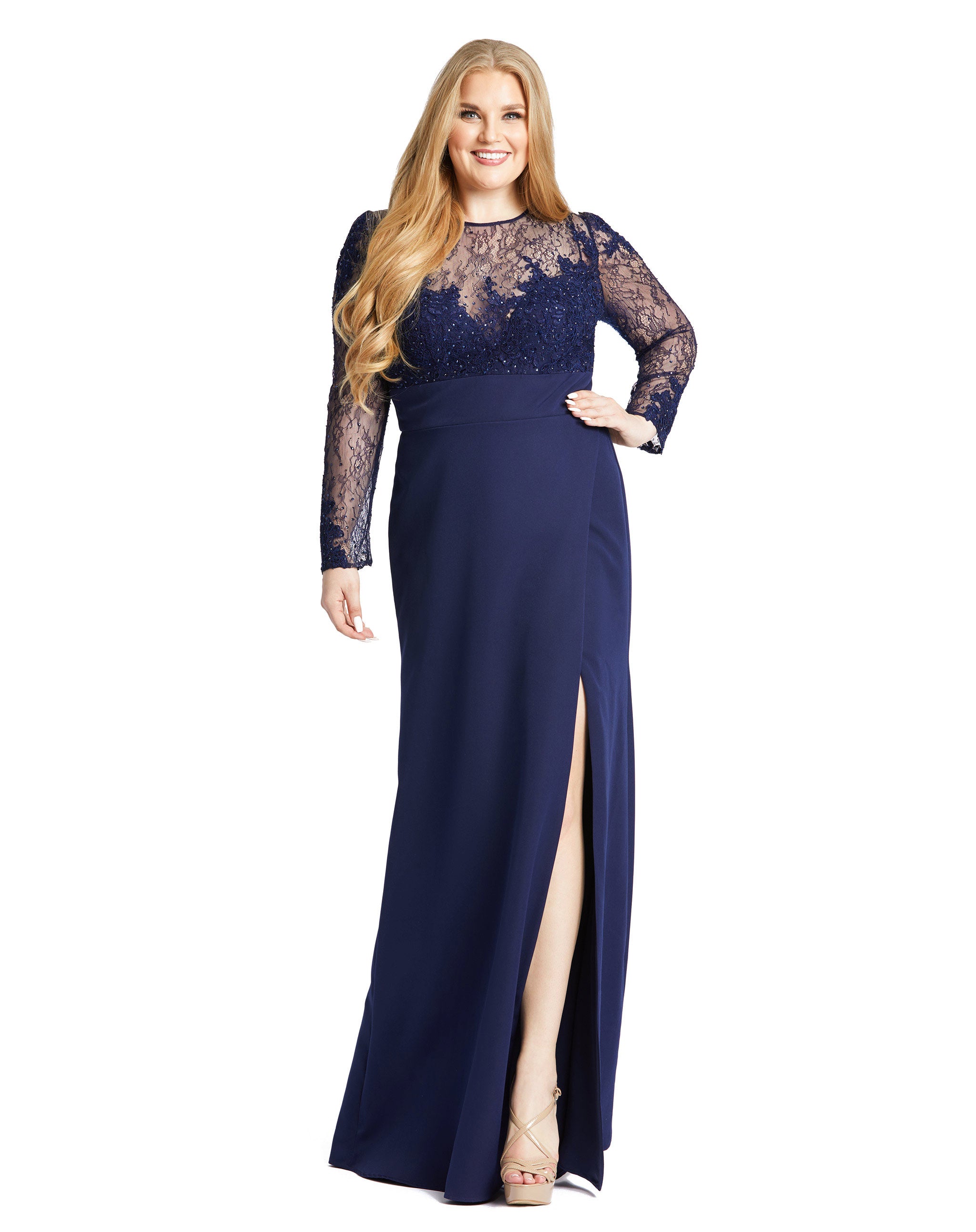 Midnight Sweetheart Lace Gown (Plus)