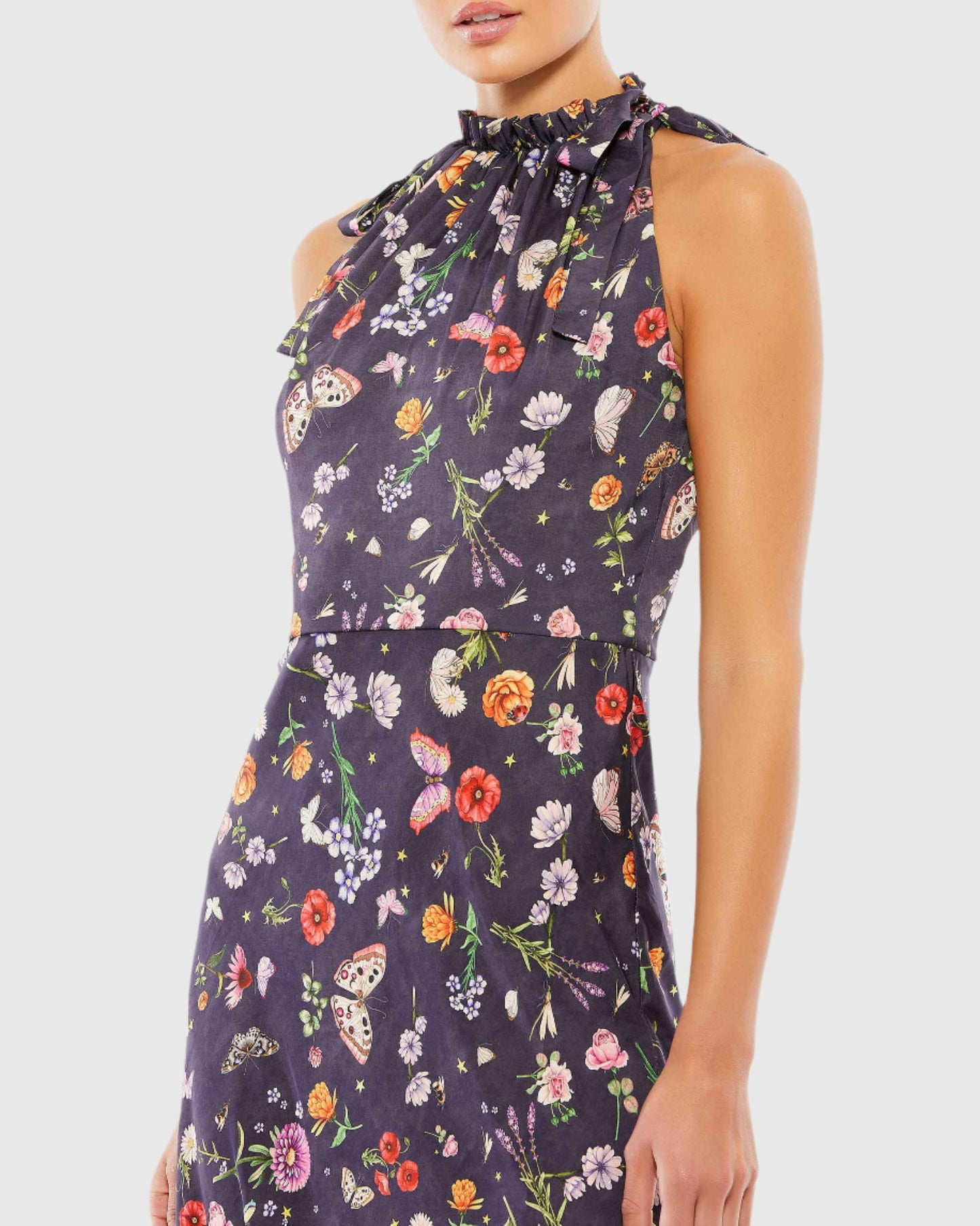 Vestido midi con estampado floral y cuello anudado