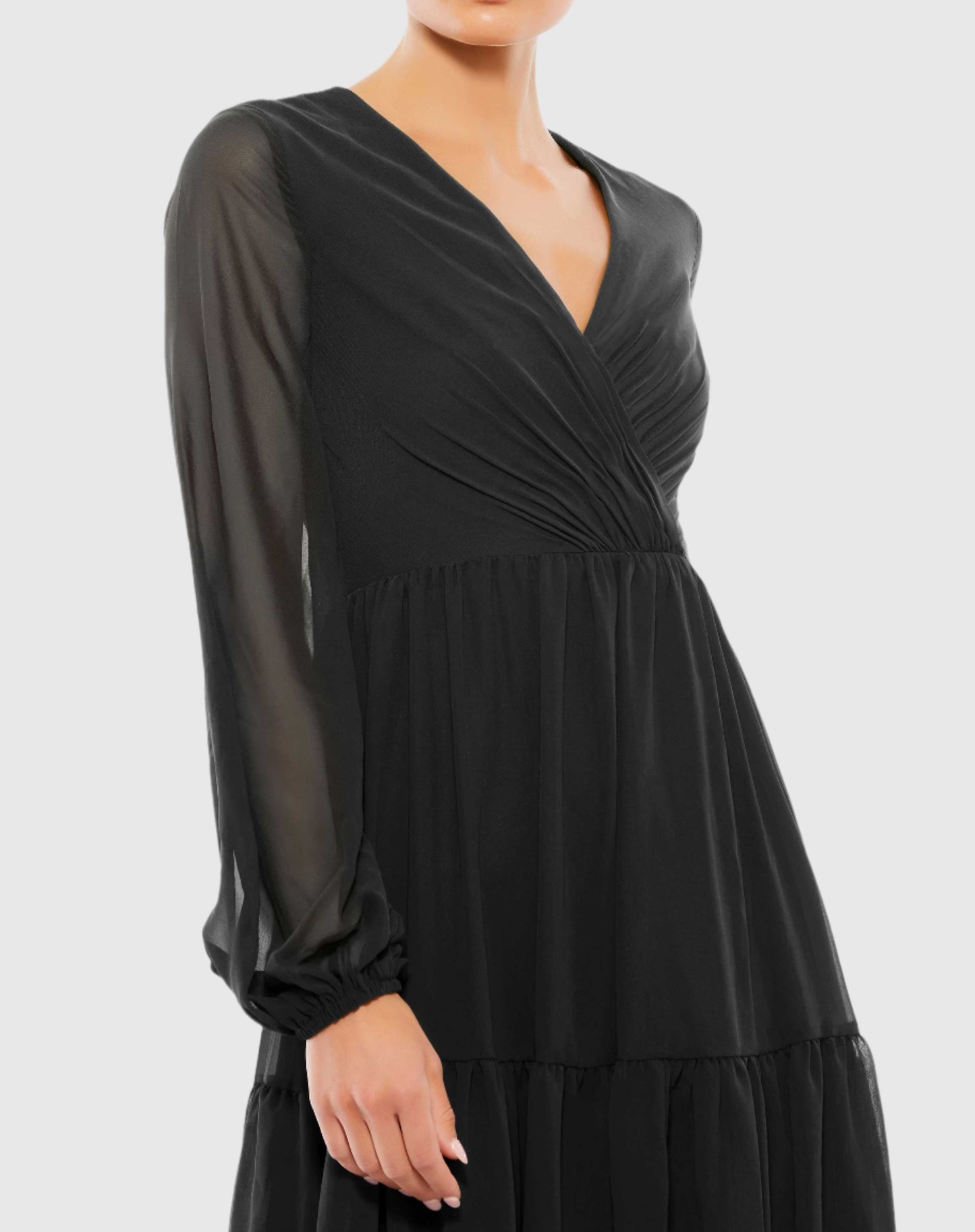 Robe midi froncée à volants et col en V - VENTE FINALE 