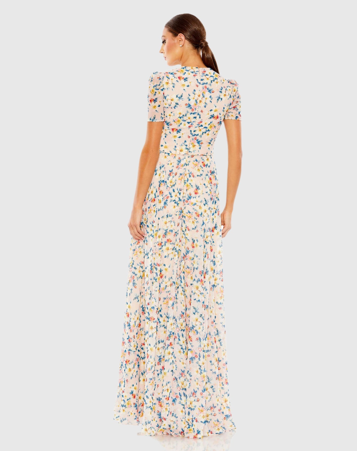 Vestido fluido com estampa floral, decote em V, manga bufante