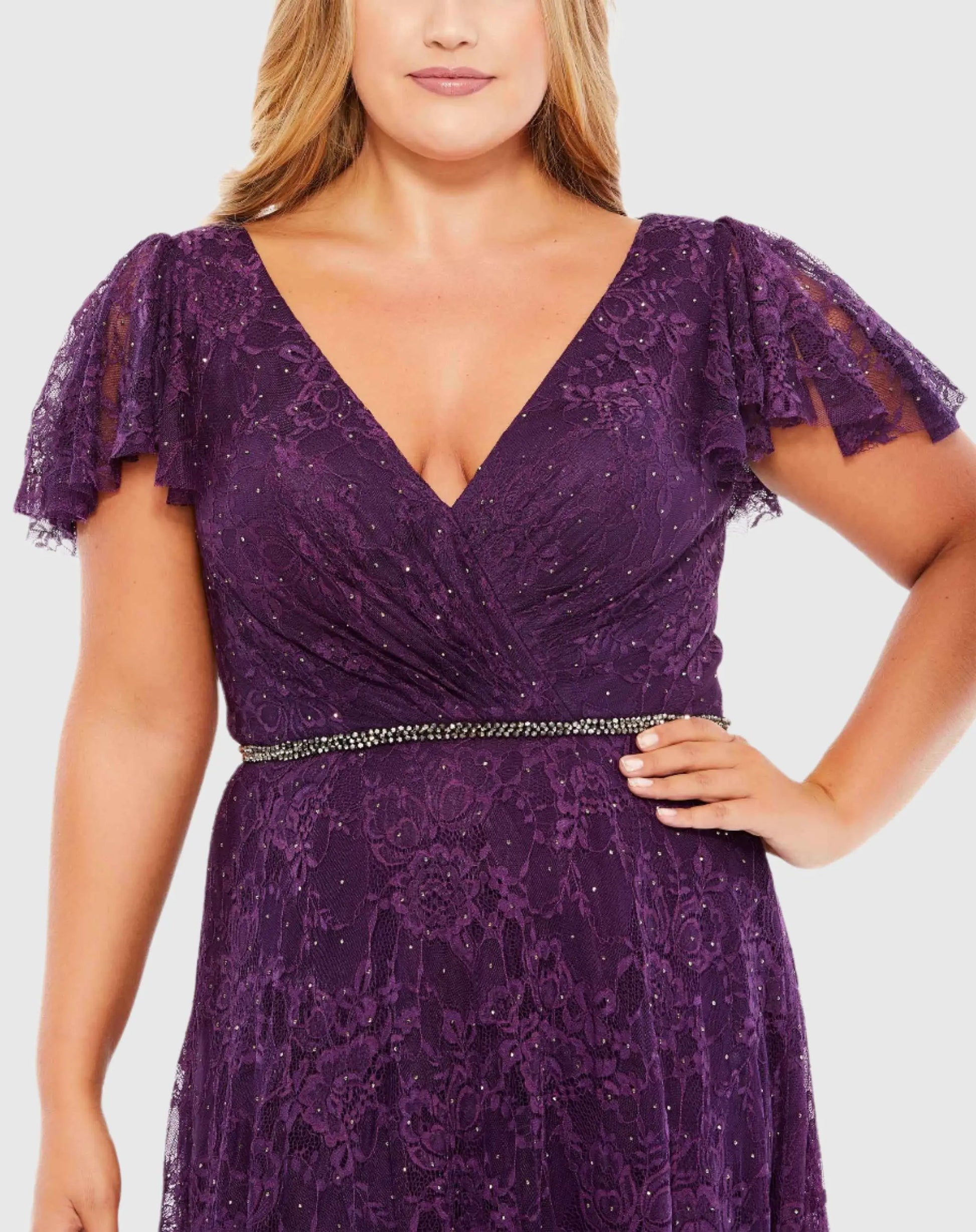 Mac Duggal Women's Plus Lace Flutter-Sleeve Gown - Aubergine - Size 20 Mac Duggal Women's Plus Lace Flutter-Sleeve Gown - Aubergine - Size 20