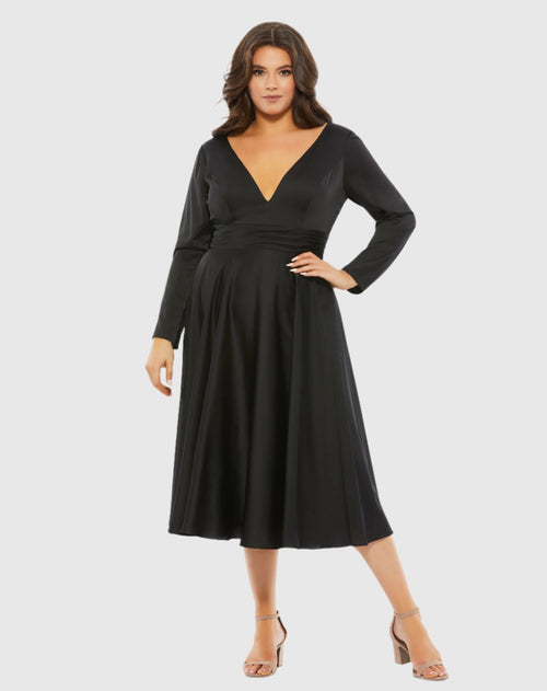 Satin Long Sleeve Sweetheart Flowy Midi Dress (Plus)